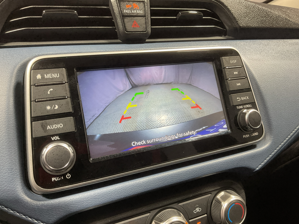 2025 Nissan Versa SV