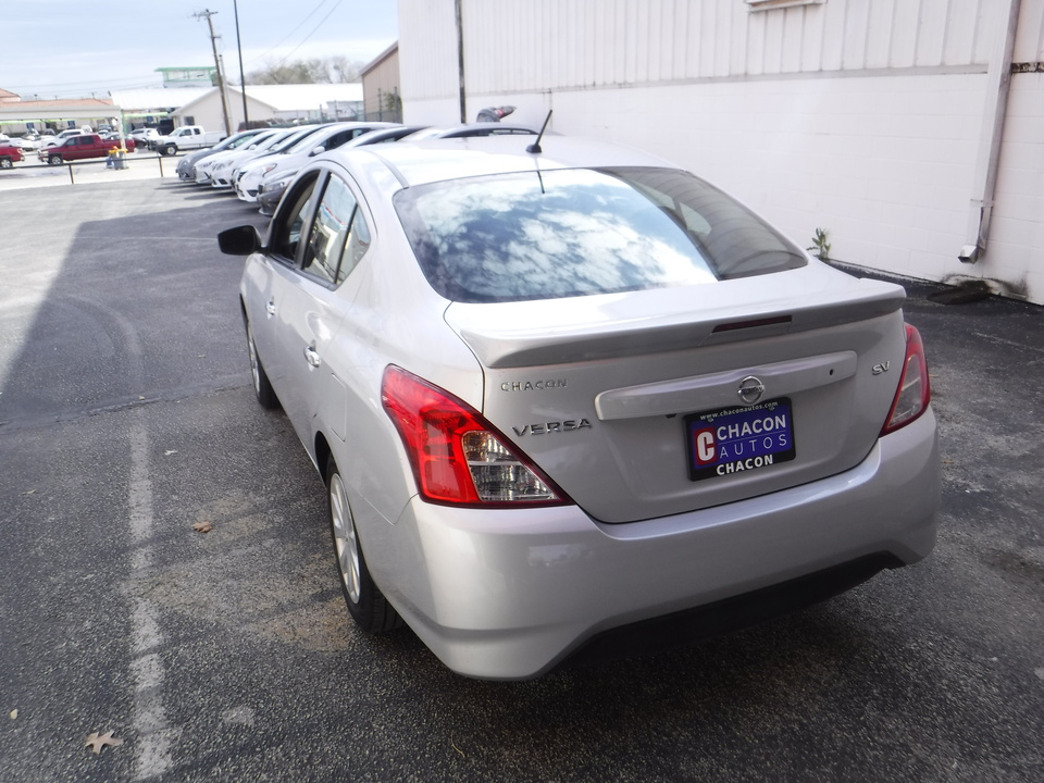 2019 Nissan Versa 1.6 SV Sedan