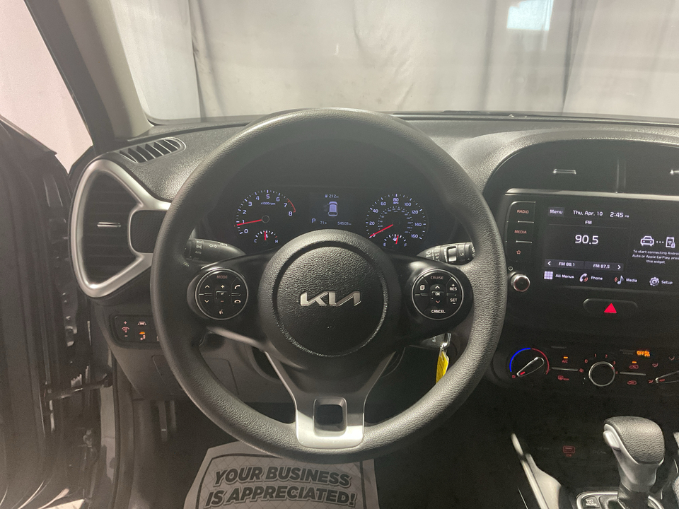 2022 Kia Soul LX CVT