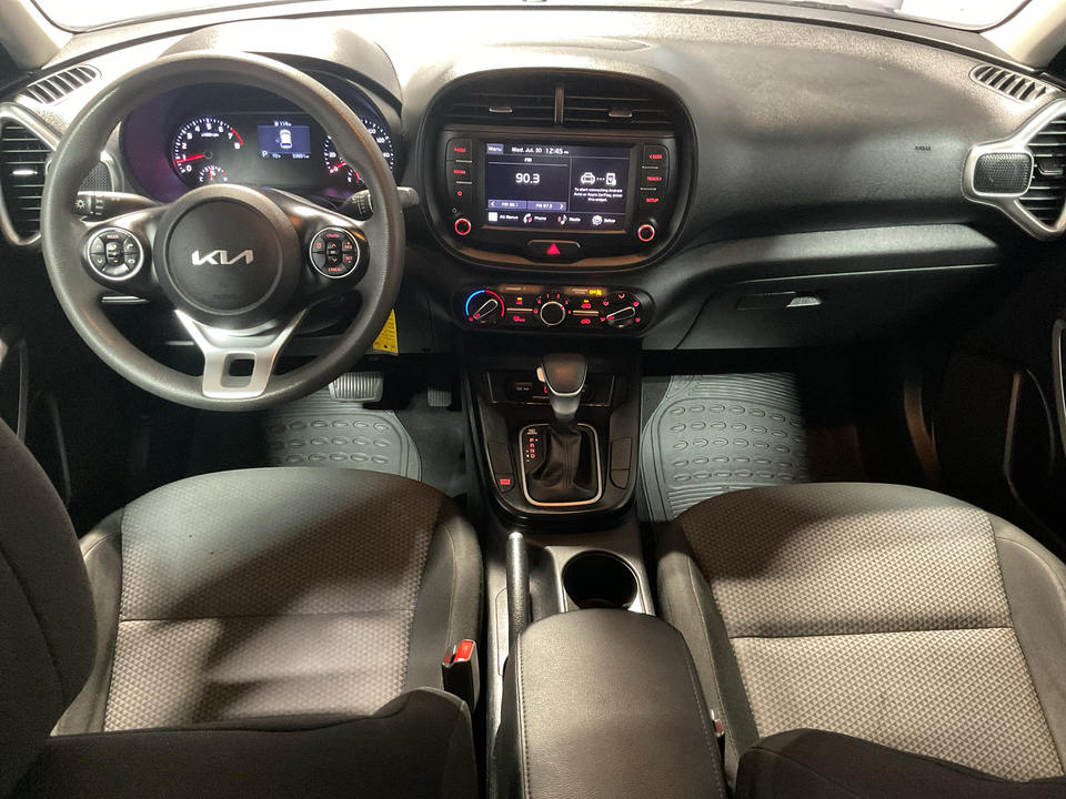 2022 Kia Soul LX CVT