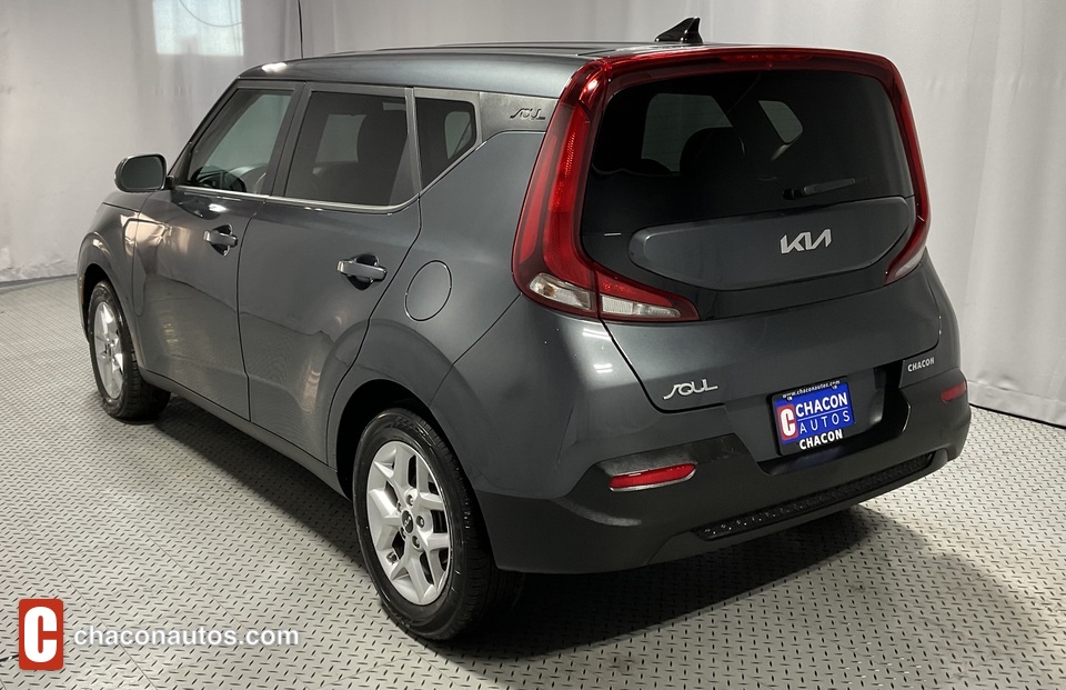 2022 Kia Soul LX CVT