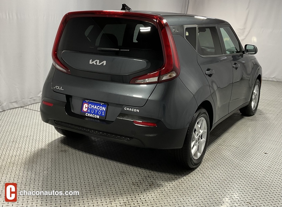 2022 Kia Soul LX CVT