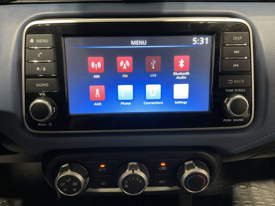 2023 Nissan Versa SV