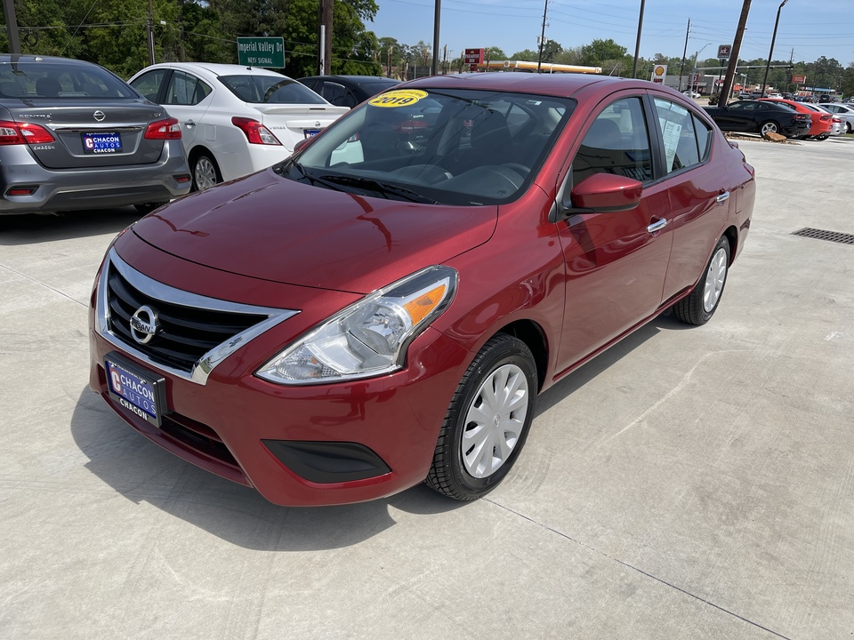 2019 Nissan Versa 1.6 SV Sedan