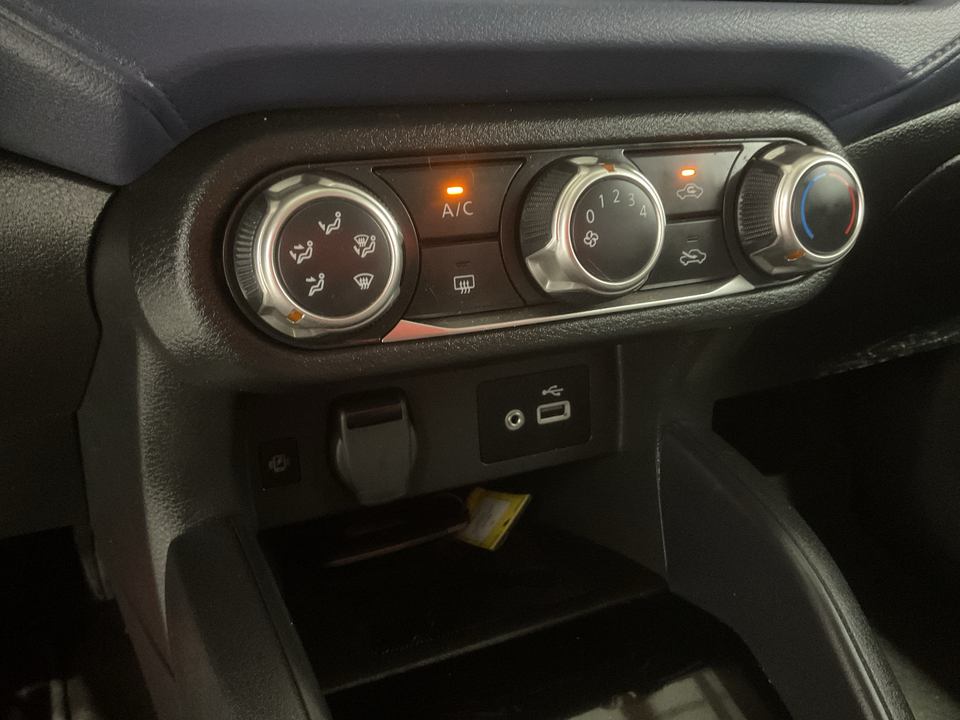 2024 Nissan Versa SV