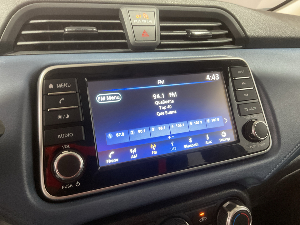 2025 Nissan Versa SV
