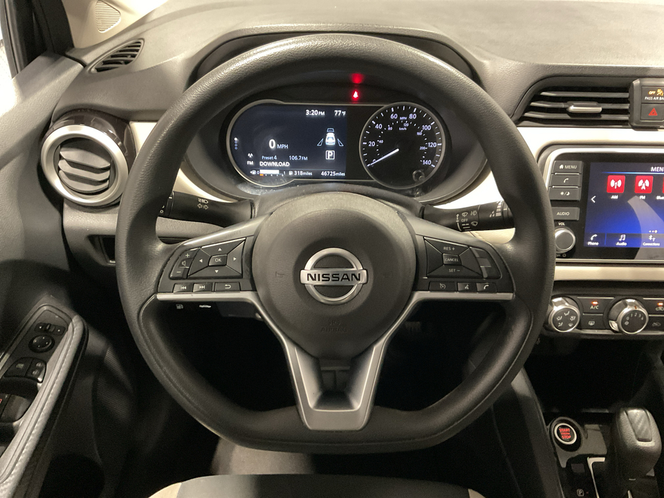2022 Nissan Versa SV