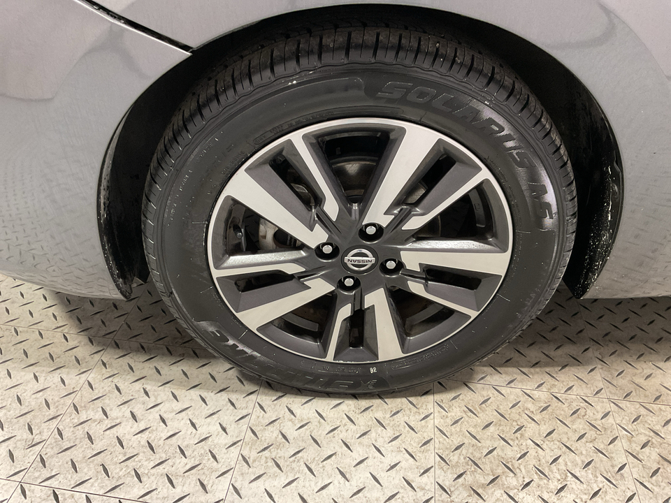 2022 Nissan Versa SV