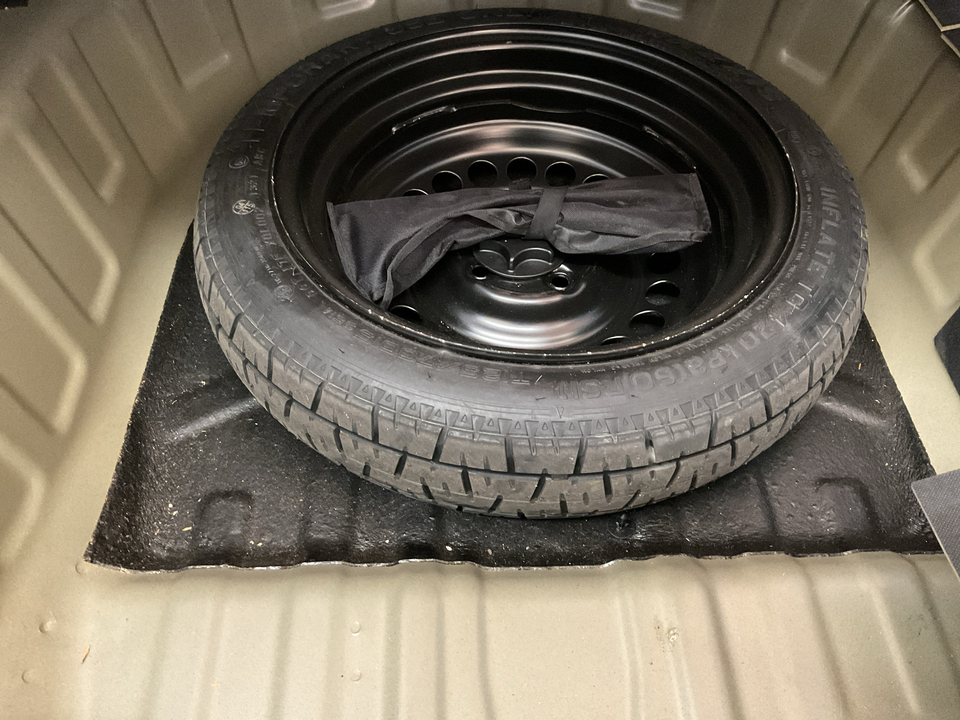 2022 Nissan Versa SV