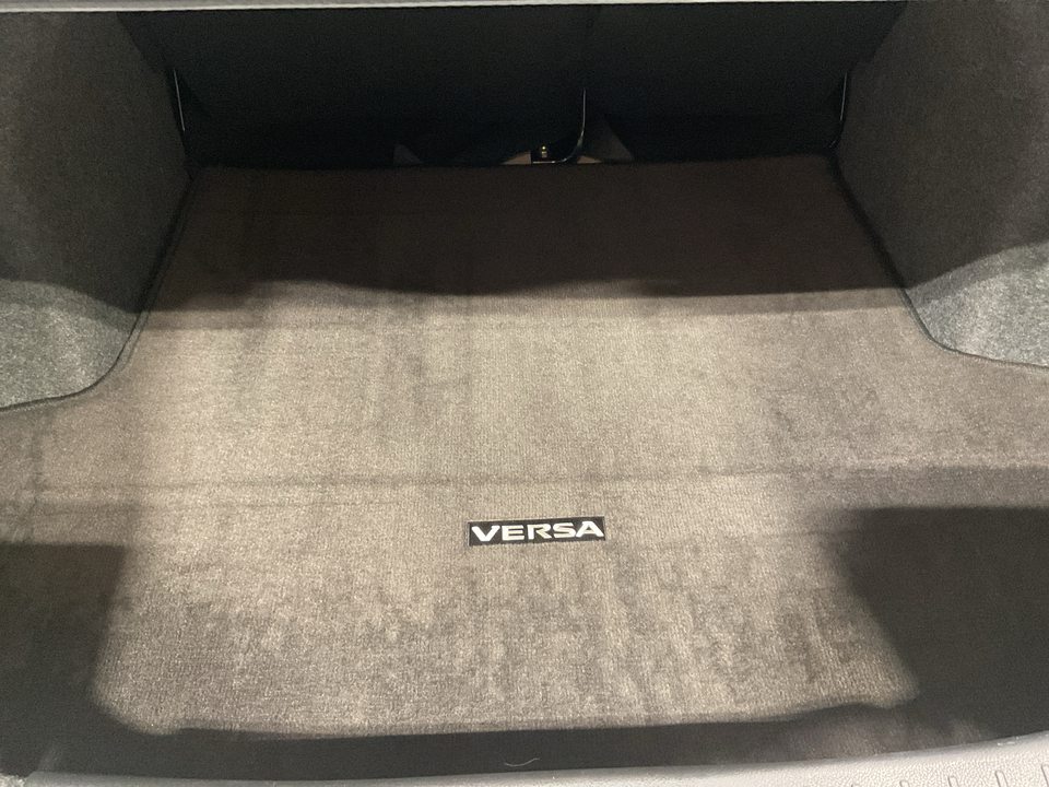 2024 Nissan Versa SV