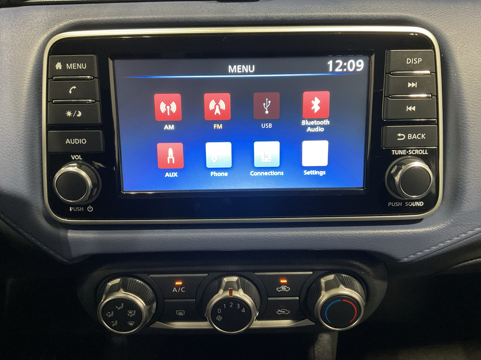 2024 Nissan Versa SV