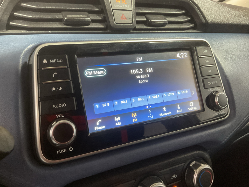 2023 Nissan Versa SV