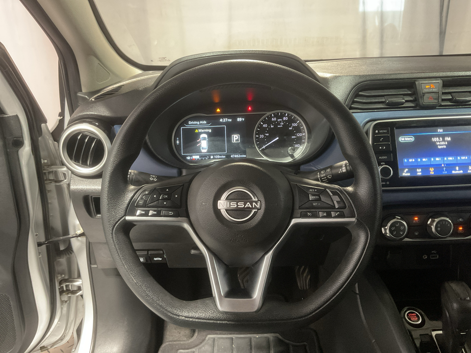 2023 Nissan Versa SV