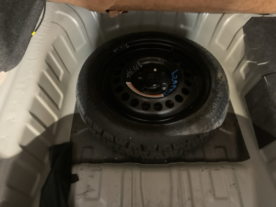 2023 Nissan Versa SV