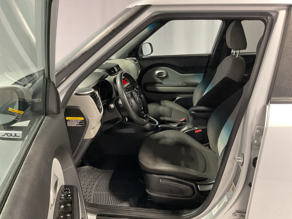 2016 Kia Soul Base 6A