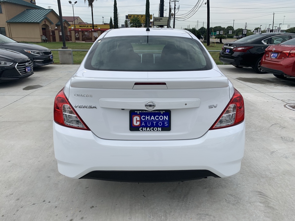 2019 Nissan Versa 1.6 SV Sedan