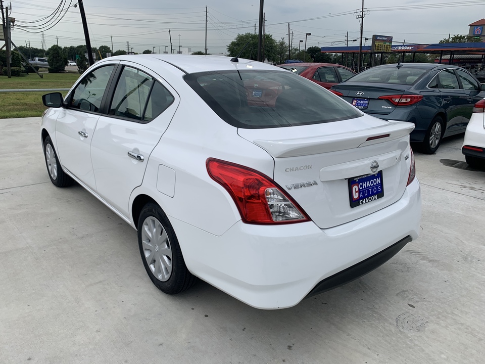 2019 Nissan Versa 1.6 SV Sedan