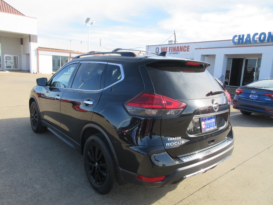 2017 Nissan Rogue SV 2WD