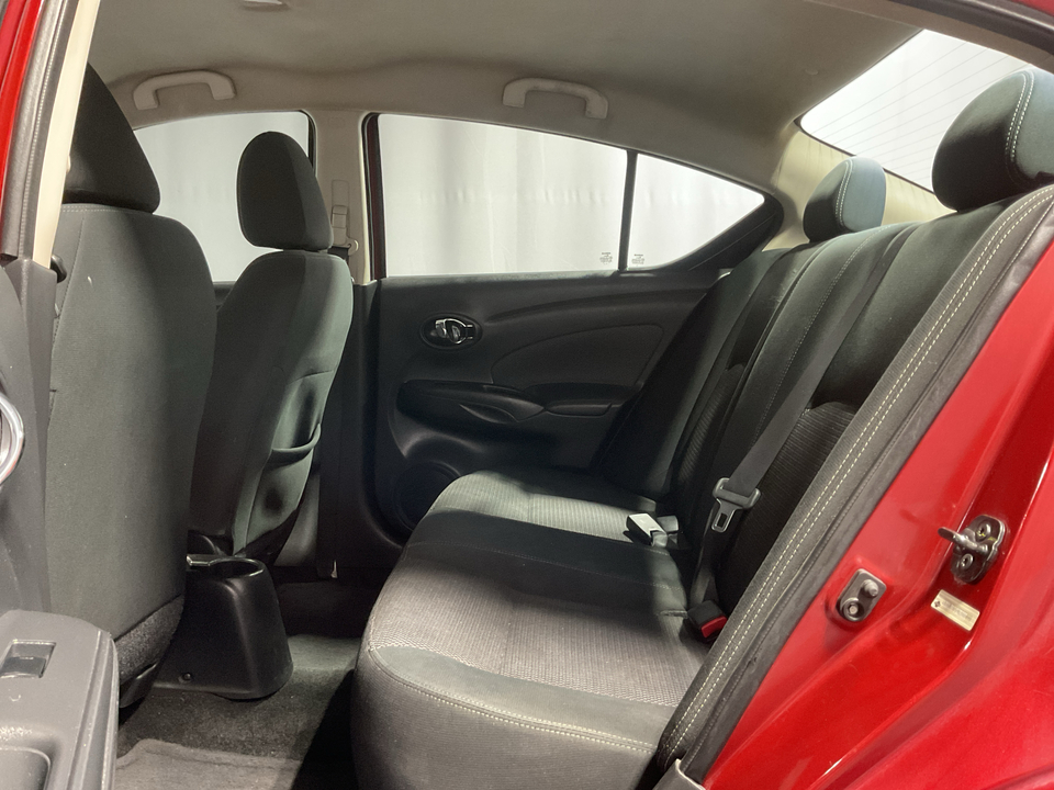 2019 Nissan Versa 1.6 SV Sedan