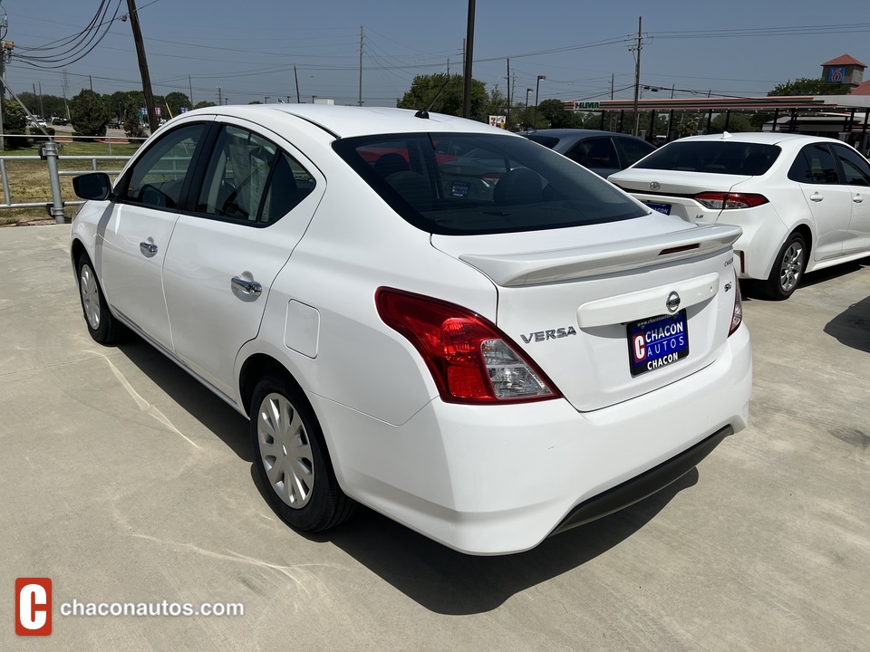 2019 Nissan Versa 1.6 SV Sedan