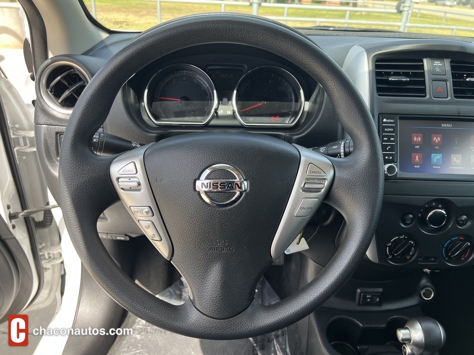 2019 Nissan Versa 1.6 SV Sedan