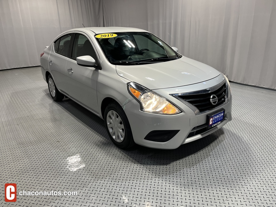 2019 Nissan Versa 1.6 SV Sedan