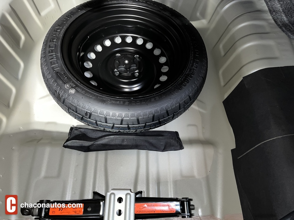 2019 Nissan Versa 1.6 SV Sedan