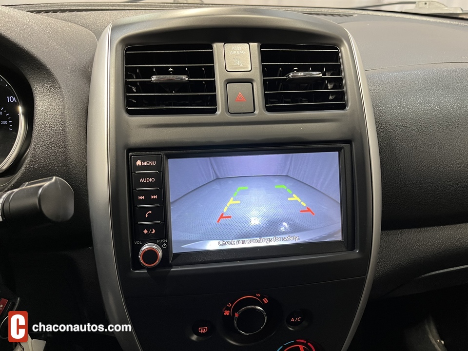 2019 Nissan Versa 1.6 SV Sedan