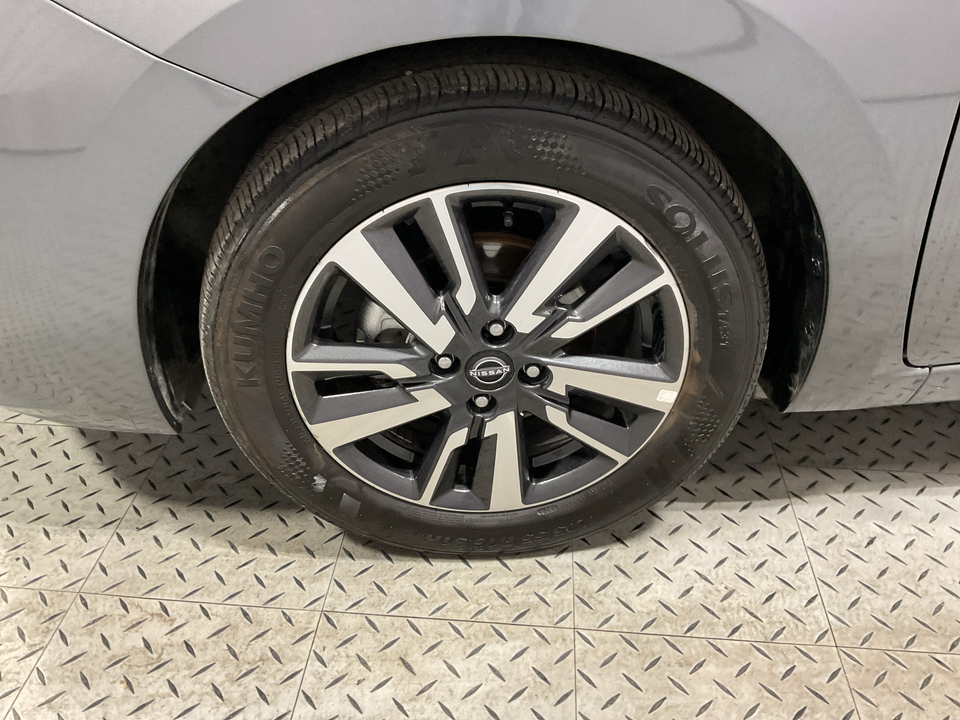 2025 Nissan Versa SV