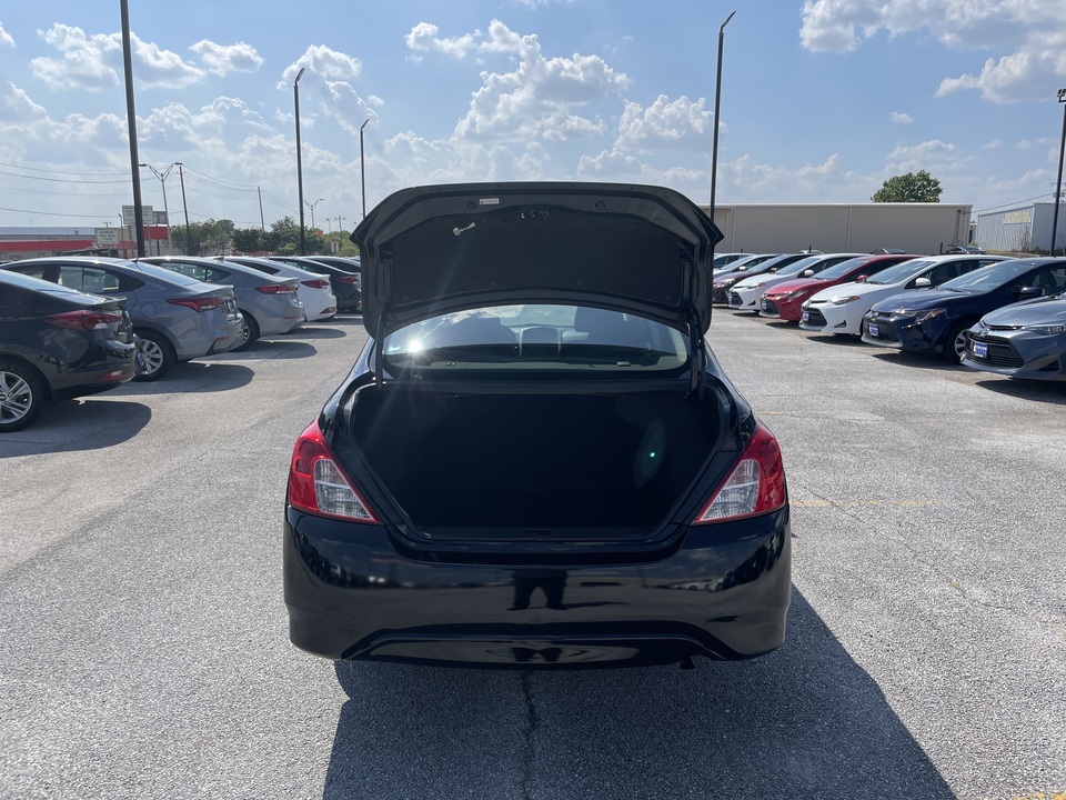 2019 Nissan Versa 1.6 S Plus