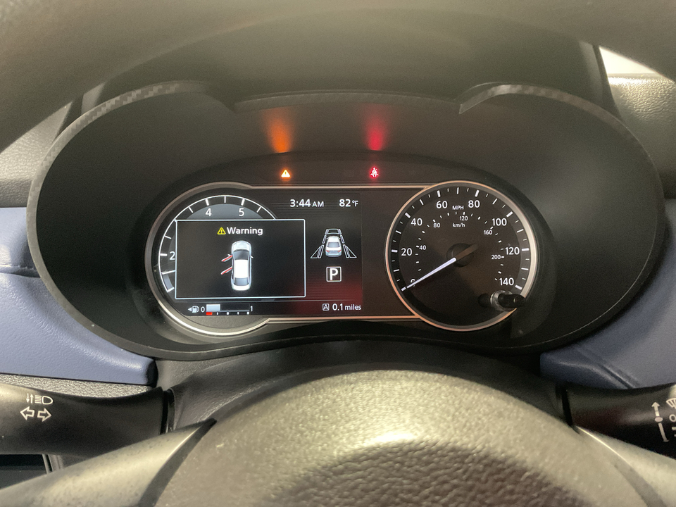 2023 Nissan Versa SV