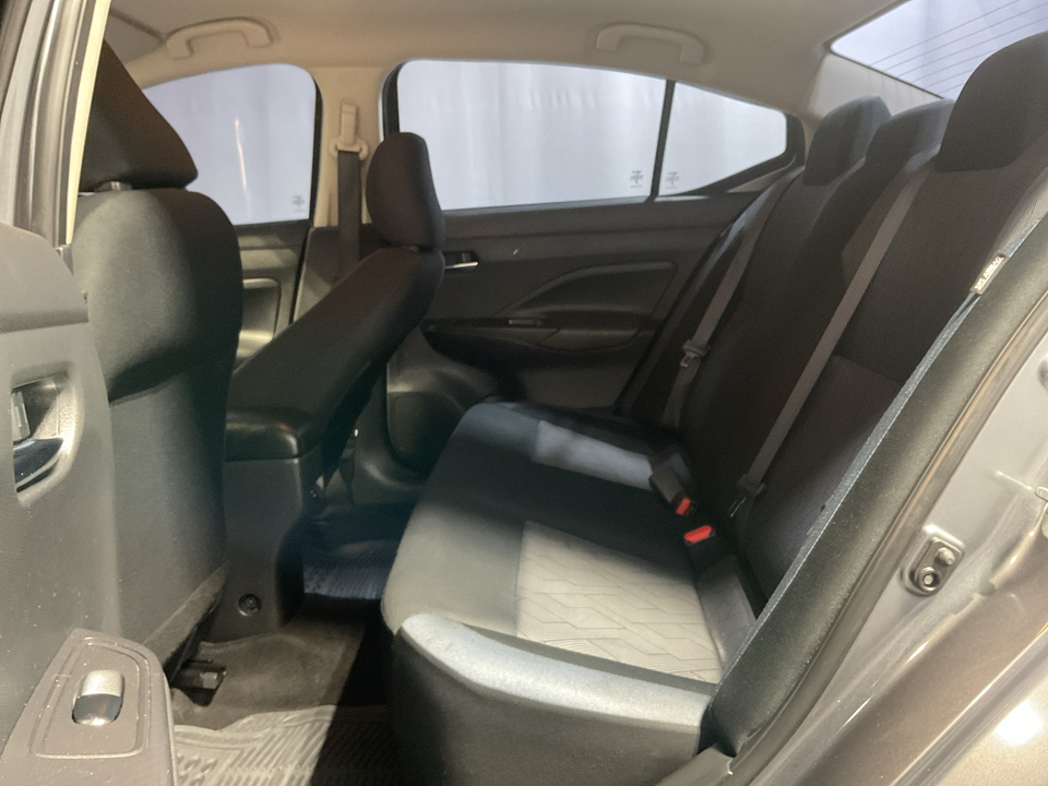 2023 Nissan Versa SV