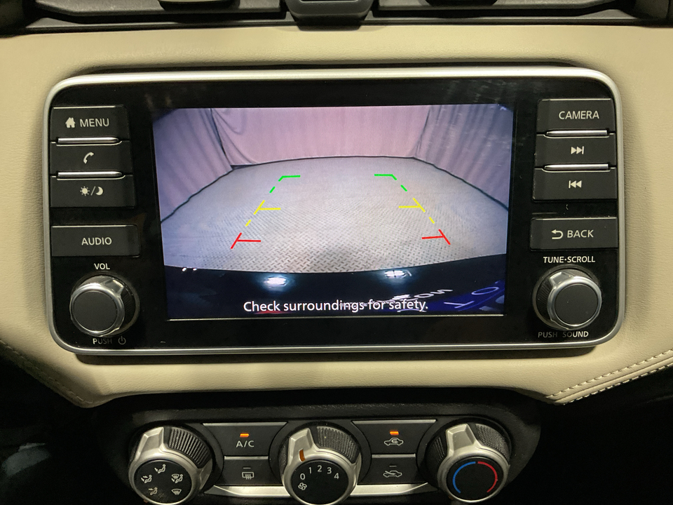 2020 Nissan Versa SV