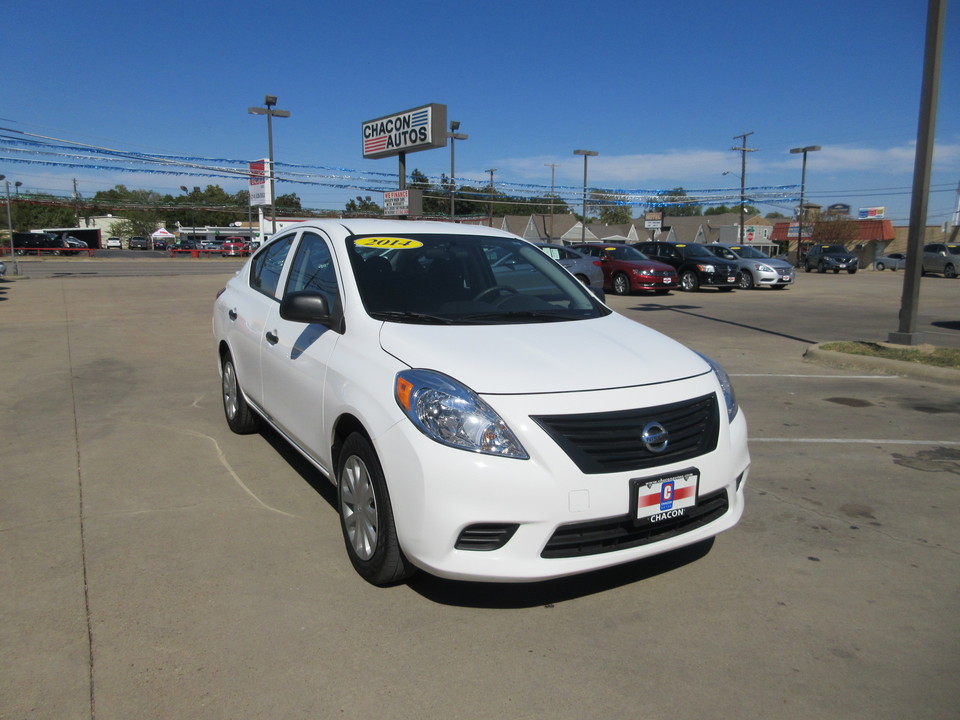 2014 Nissan Versa 1.6 S 4A