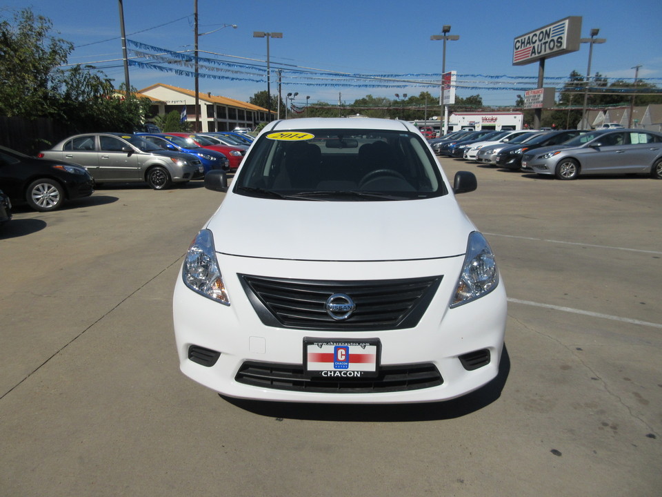 2014 Nissan Versa 1.6 S 4A