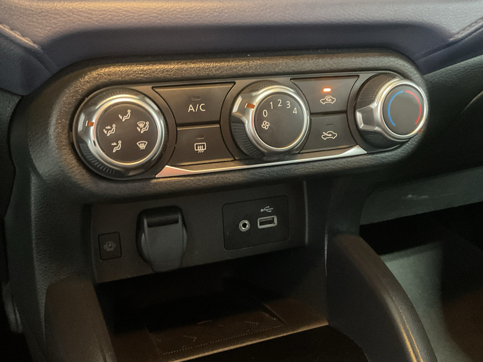 2024 Nissan Versa SV