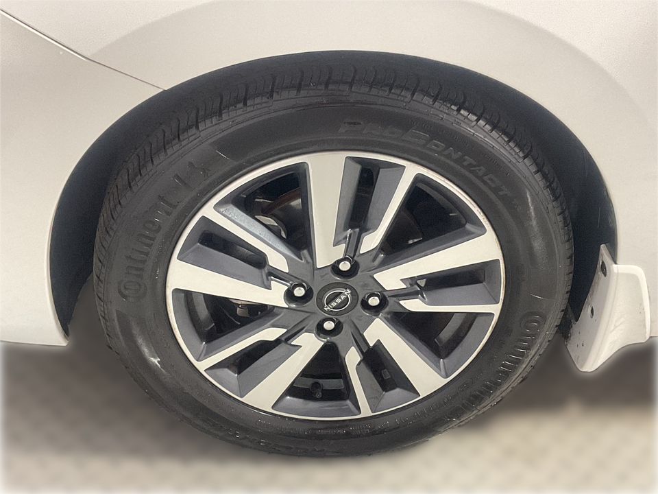 2024 Nissan Versa SV