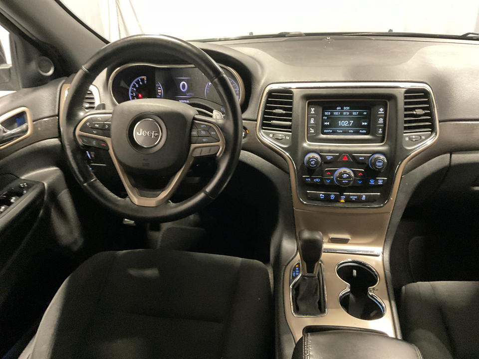 2017 Jeep Grand Cherokee Laredo 2WD