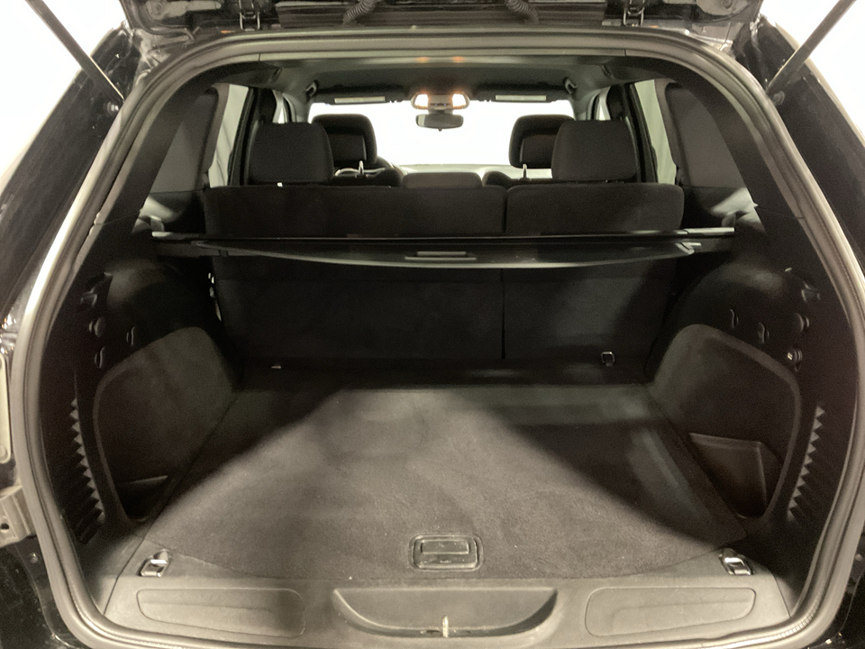 2017 Jeep Grand Cherokee Laredo 2WD