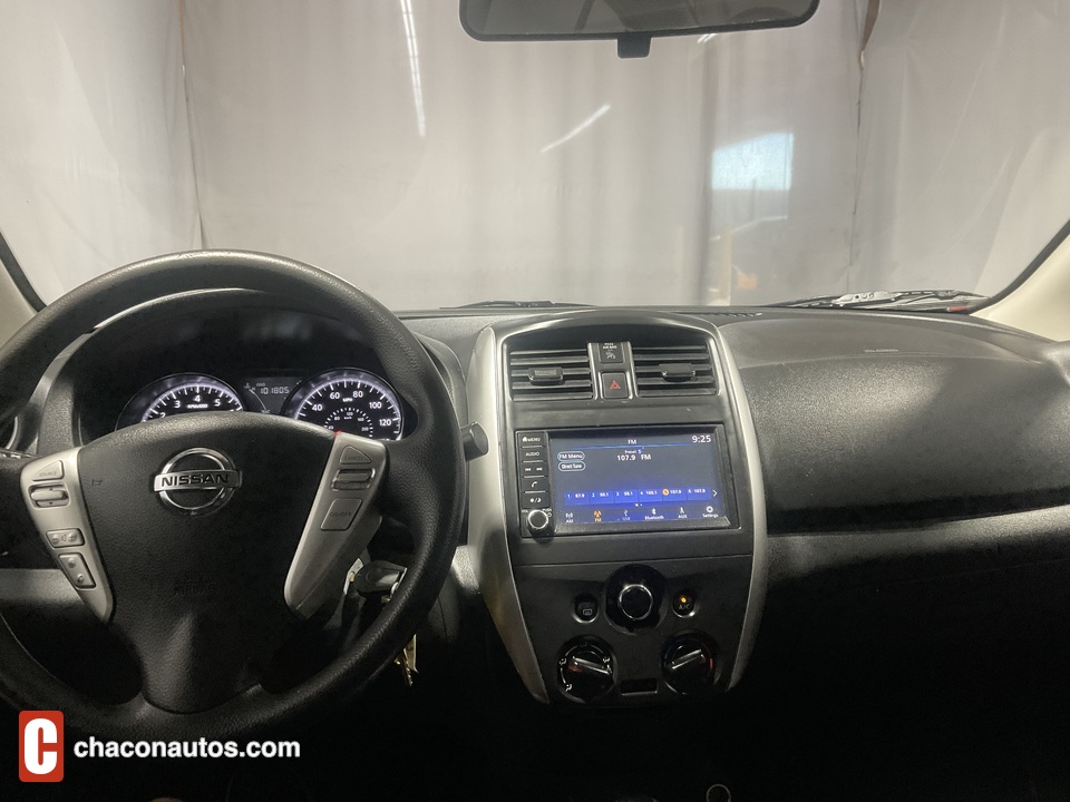 2019 Nissan Versa 1.6 SV Sedan