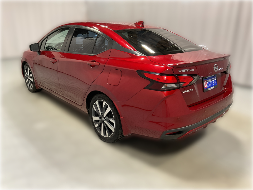 2021 Nissan Versa SR