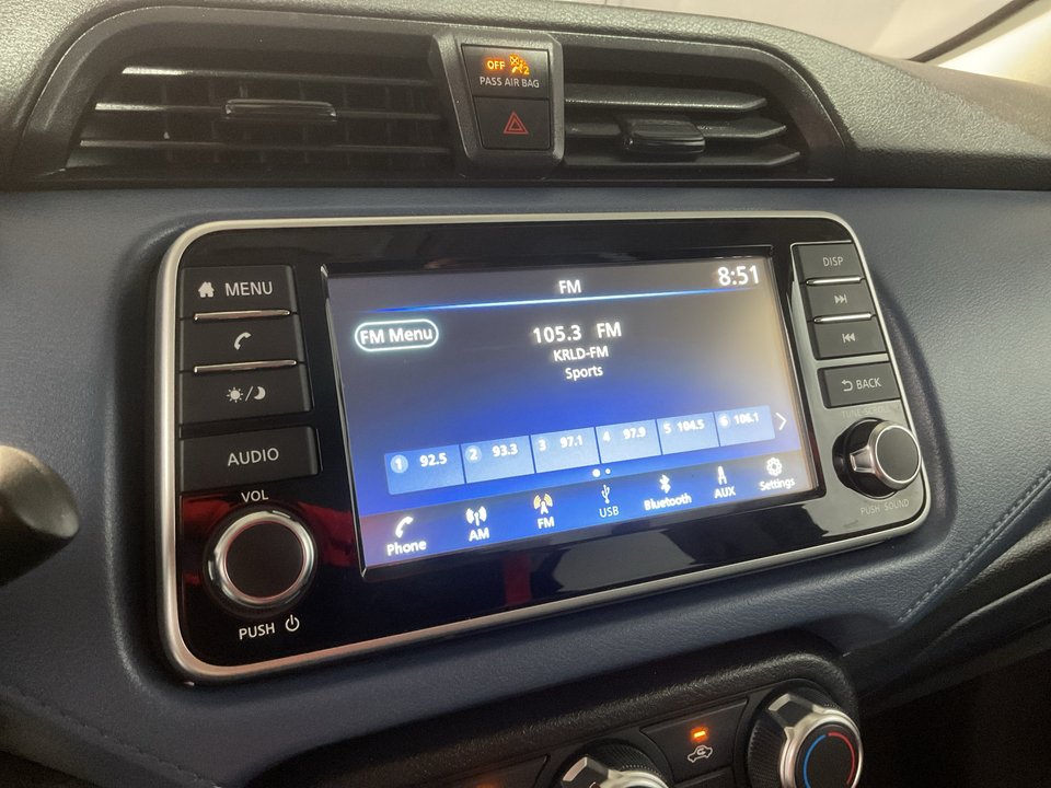 2025 Nissan Versa SV