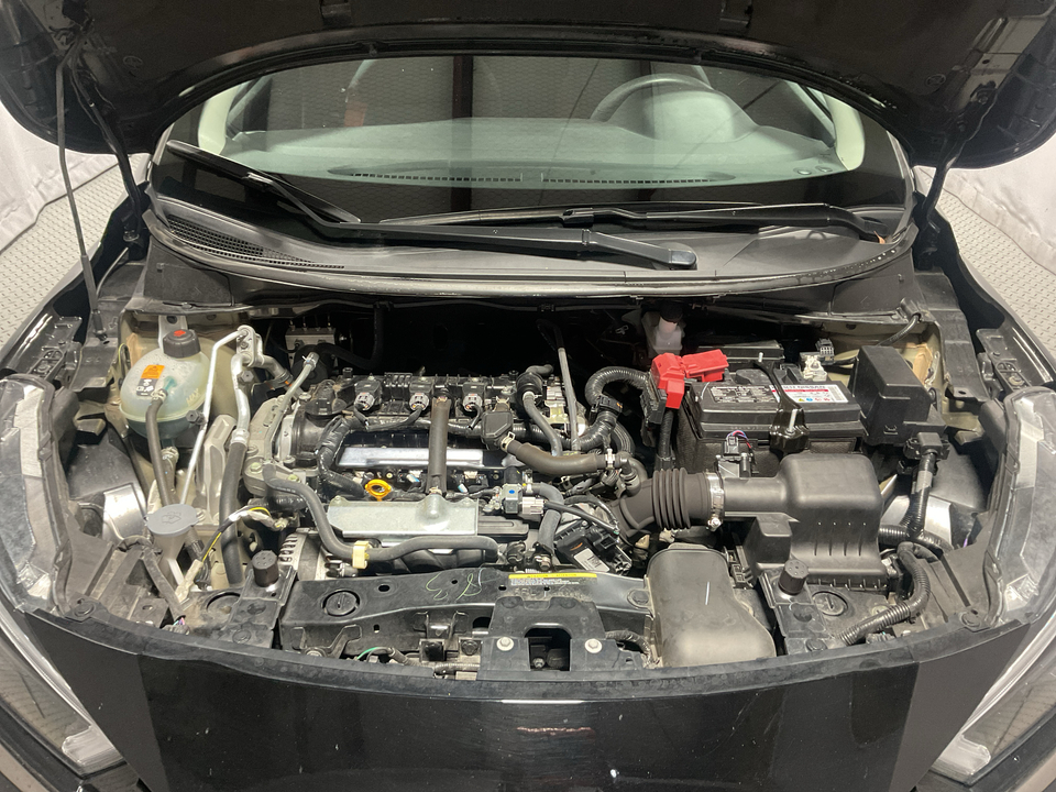 2024 Nissan Versa SR