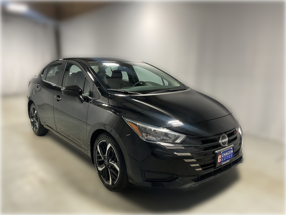 2024 Nissan Versa SR