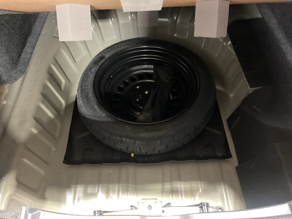 2024 Nissan Versa SR