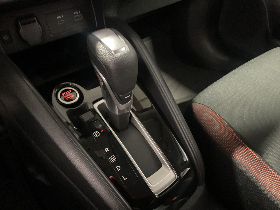 2024 Nissan Versa SR