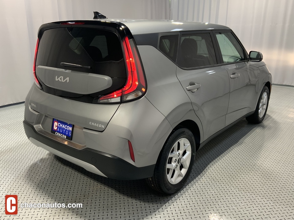 2023 Kia Soul LX CVT