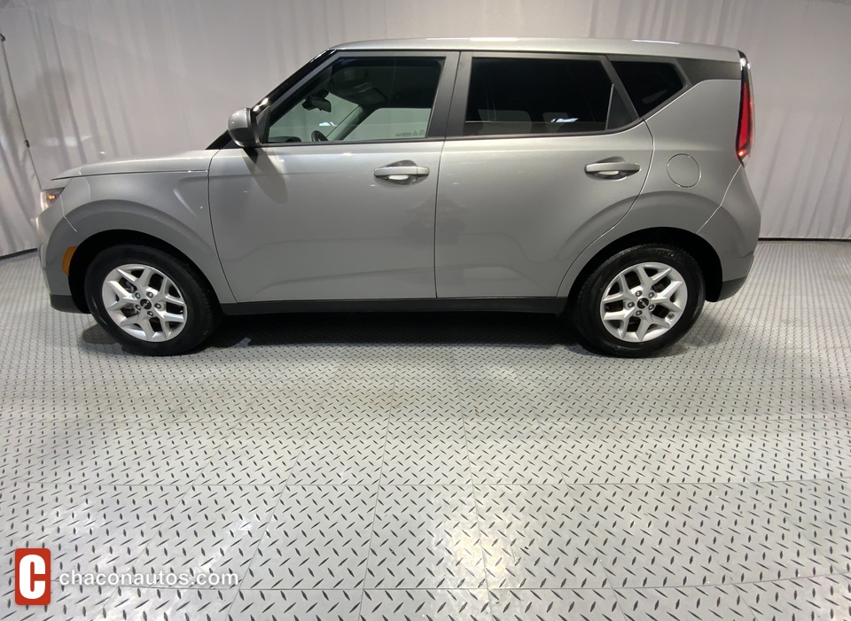 2023 Kia Soul LX CVT