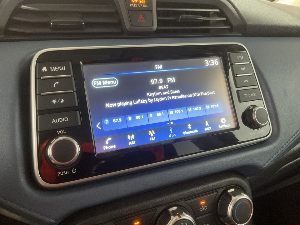 2025 Nissan Versa SV