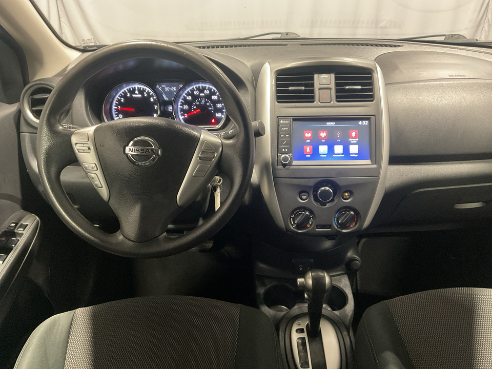 2019 Nissan Versa 1.6 SV Sedan